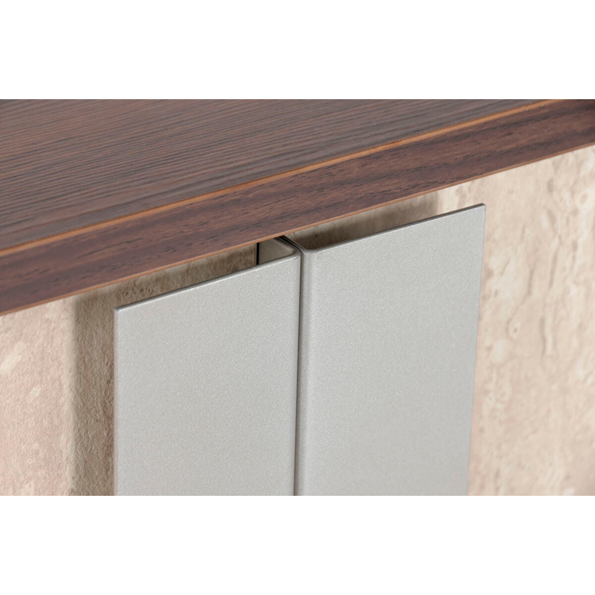 V2HFADECC32566C8D5C3FFA1C75FF6CFE99R7195378P10