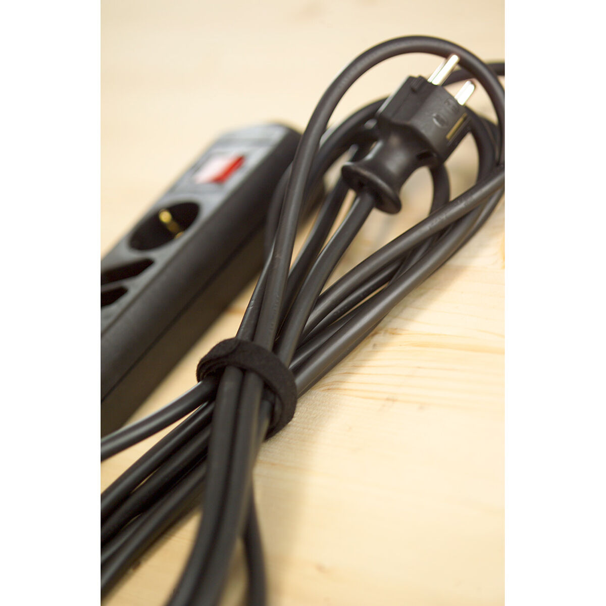 V2HE76520B6B6128B99D95C123234FB0674R6754929P4