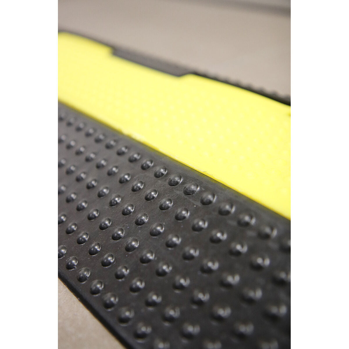 V5H5643C65AA5A3768E59075FB6D3B1005BR3881640P8