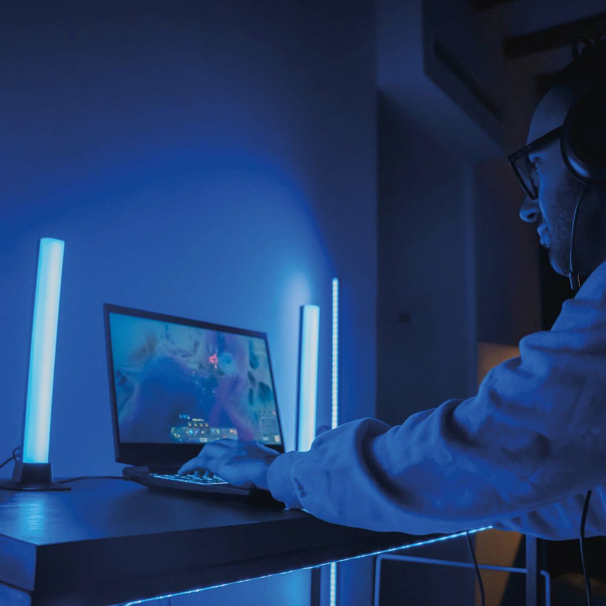 V8HC21D850E53DE1C16D824DBDD470DA5E6R3385954P8